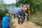 Die Anstrengung auf der 1,5 km Wasserstrecke steht Steffen Sch&ouml;ler ins Gesicht geschrieben.